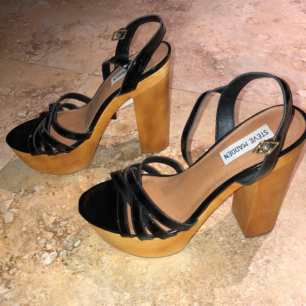 Wooden chunk high heels